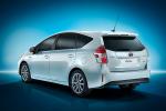 Toyota Prius + 2015 года